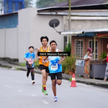 Runner Photo 7603092