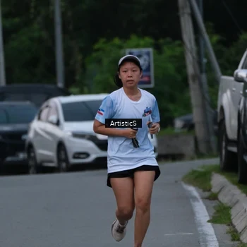 Runner Photo 7603103