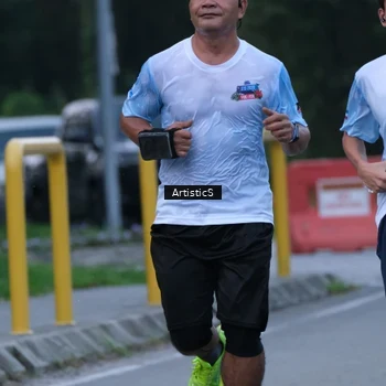 Runner Photo 7603110