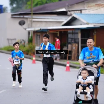 Runner Photo 7603125