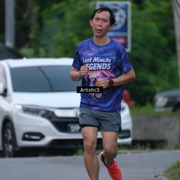 Runner Photo 7603132