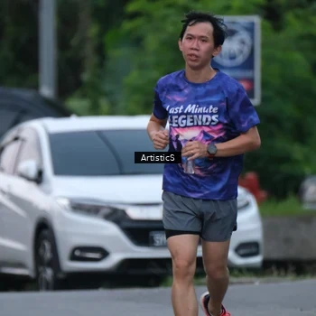 Runner Photo 7603133