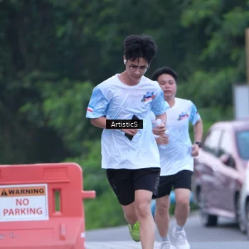 Runner Photo 7603139