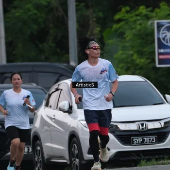 Runner Photo 7603152