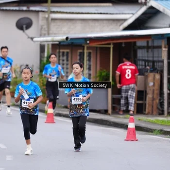 Runner Photo 7603155