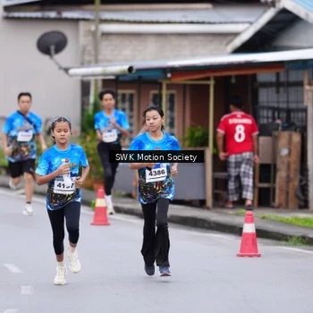 Runner Photo 7603159