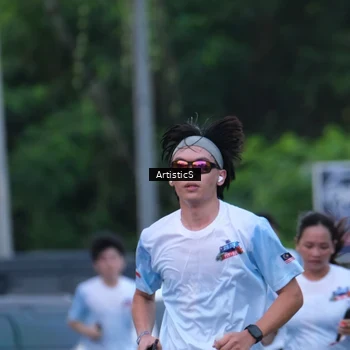 Runner Photo 7603160