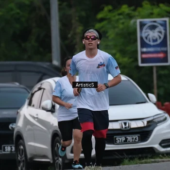 Runner Photo 7603167