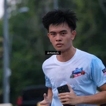Runner Photo 7603203