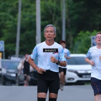Runner Photo 7603213