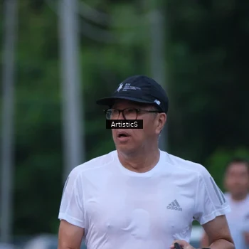 Runner Photo 7603252