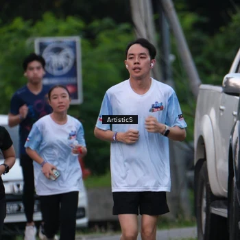Runner Photo 7603286
