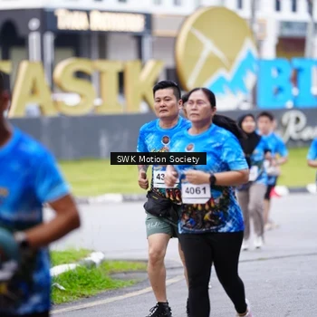 Runner Photo 7603303