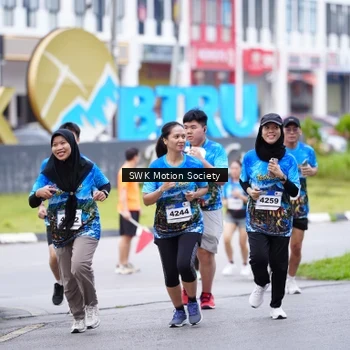 Runner Photo 7603312