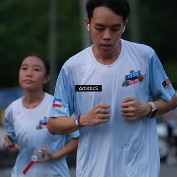 Runner Photo 7603315