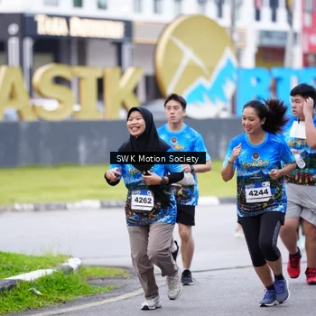 Runner Photo 7603320