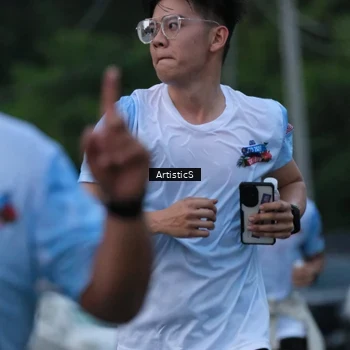 Runner Photo 7603332