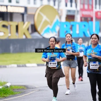 Runner Photo 7603338