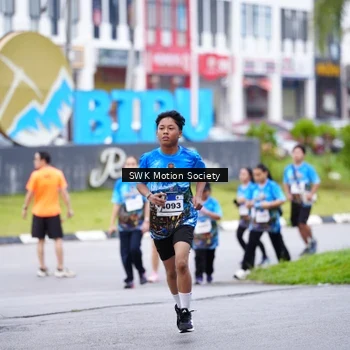 Runner Photo 7603358