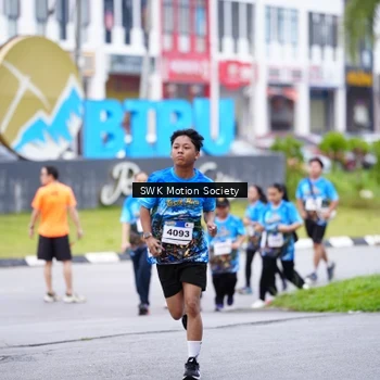 Runner Photo 7603365