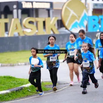 Runner Photo 7603373