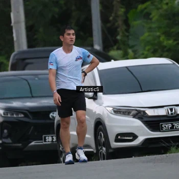Runner Photo 7603410