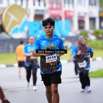 Runner Photo 7603419