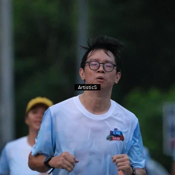 Runner Photo 7603424
