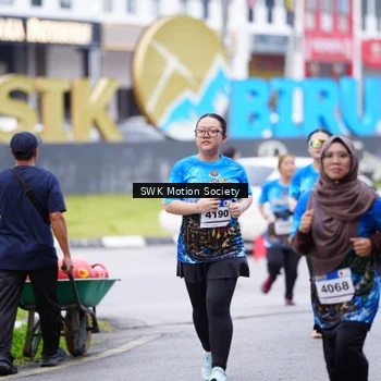 Runner Photo 7603428