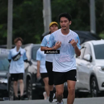 Runner Photo 7603436