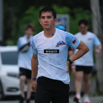 Runner Photo 7603452