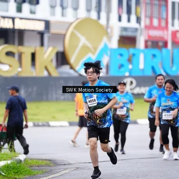 Runner Photo 7603454