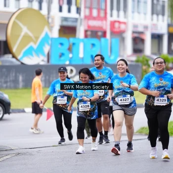 Runner Photo 7603456