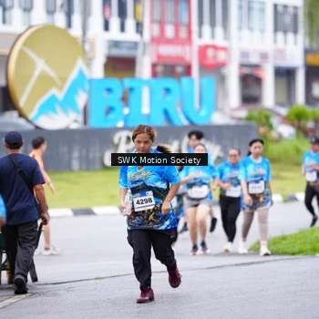 Runner Photo 7603457