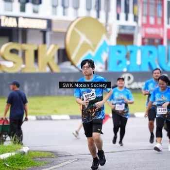 Runner Photo 7603472