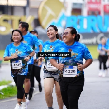 Runner Photo 7603475
