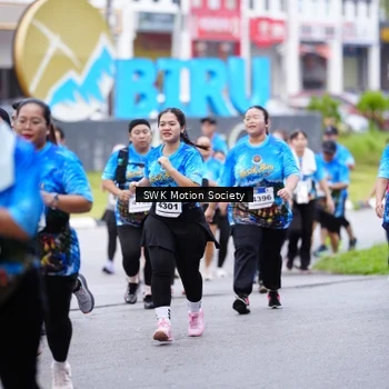 Runner Photo 7603512