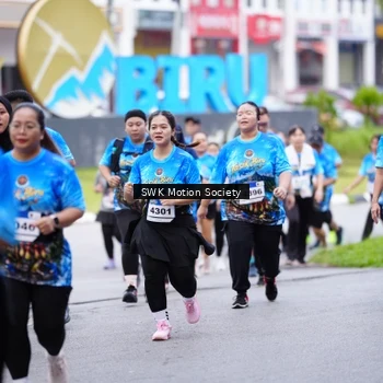 Runner Photo 7603515