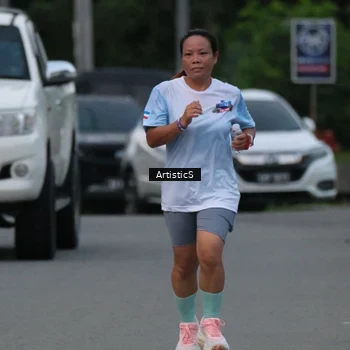 Runner Photo 7603522