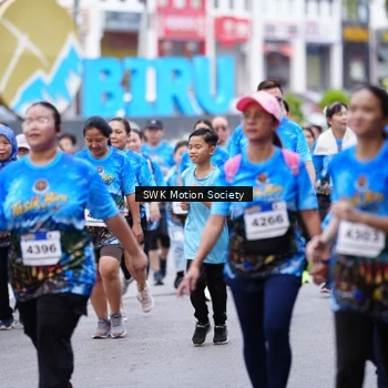 Runner Photo 7603536