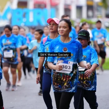 Runner Photo 7603545