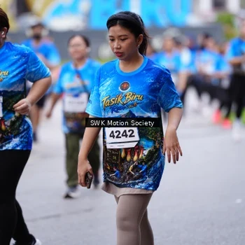 Runner Photo 7603550