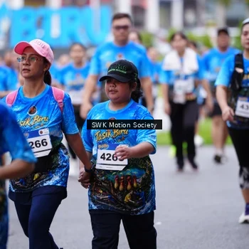 Runner Photo 7603551