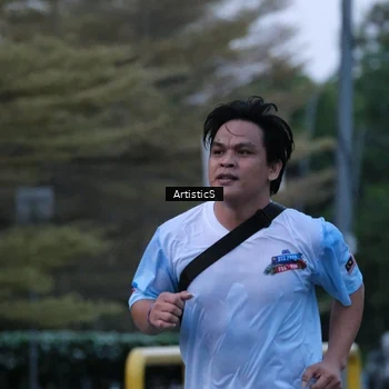 Runner Photo 7603566