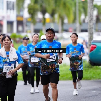 Runner Photo 7603573