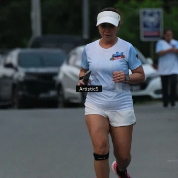 Runner Photo 7603579