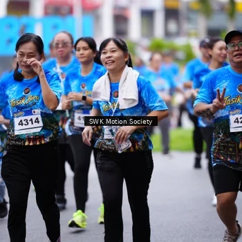 Runner Photo 7603582