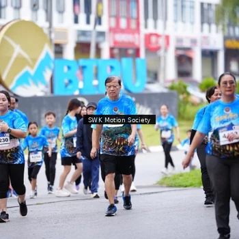 Runner Photo 7603597