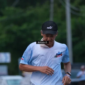 Runner Photo 7603604