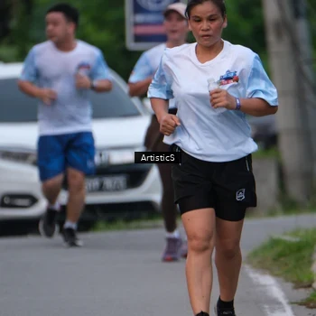 Runner Photo 7603613